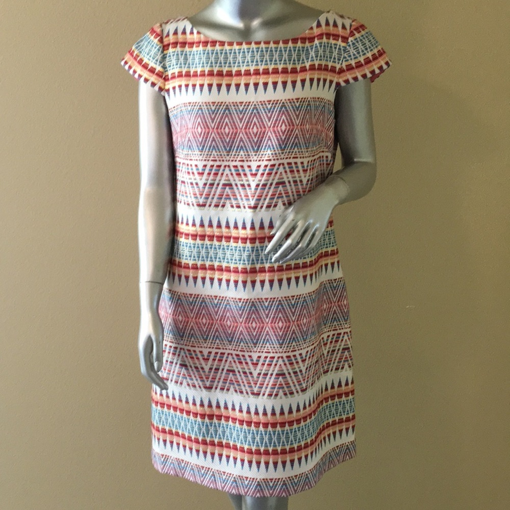 VINCE CAMUTO | Shift Dress With Metallic Gold Woven In